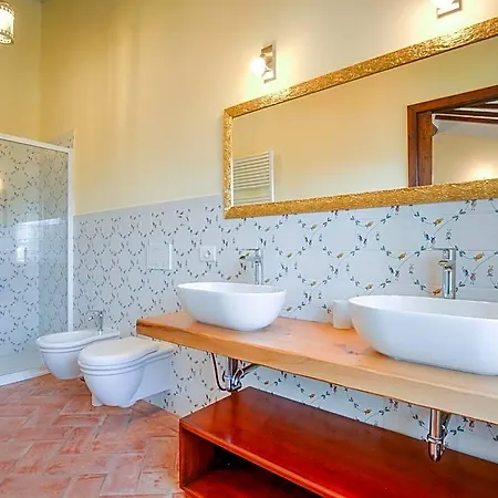 Hotel In Tuscany With Private Pool